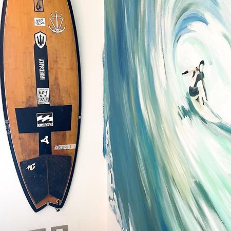 カレタ・デ・ファマラ Red Star Surf & Yoga Camp Lanzaroteホステル エクステリア 写真